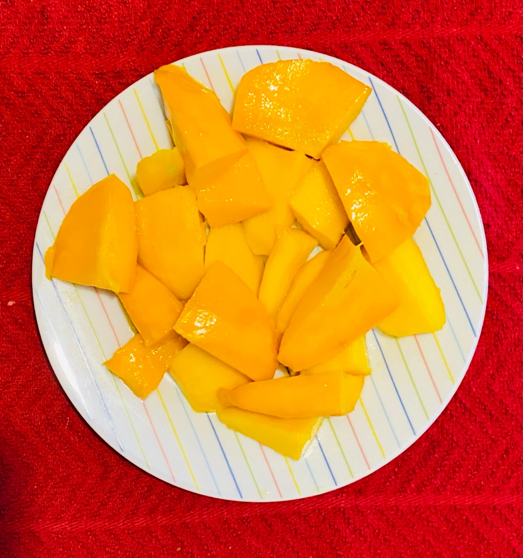 ഒരു മാമ്പഴത്തോളം മധുരമുള്ള ചിന്ത/ A thought as sweet as a mango